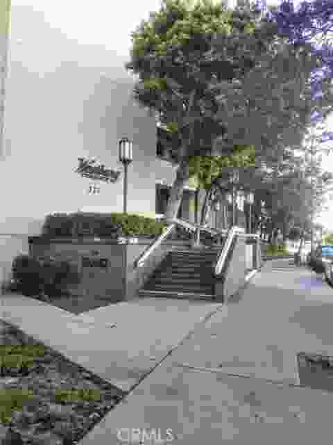 321 S San Vicente Boulevard # 207, Los Angeles Ca 90048 | All Other Attached 0