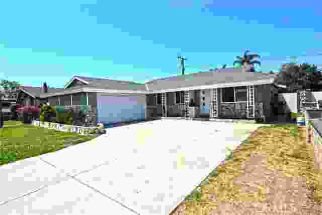 6431 Yale Circle, Huntington Beach Ca 92647 | Detached 0