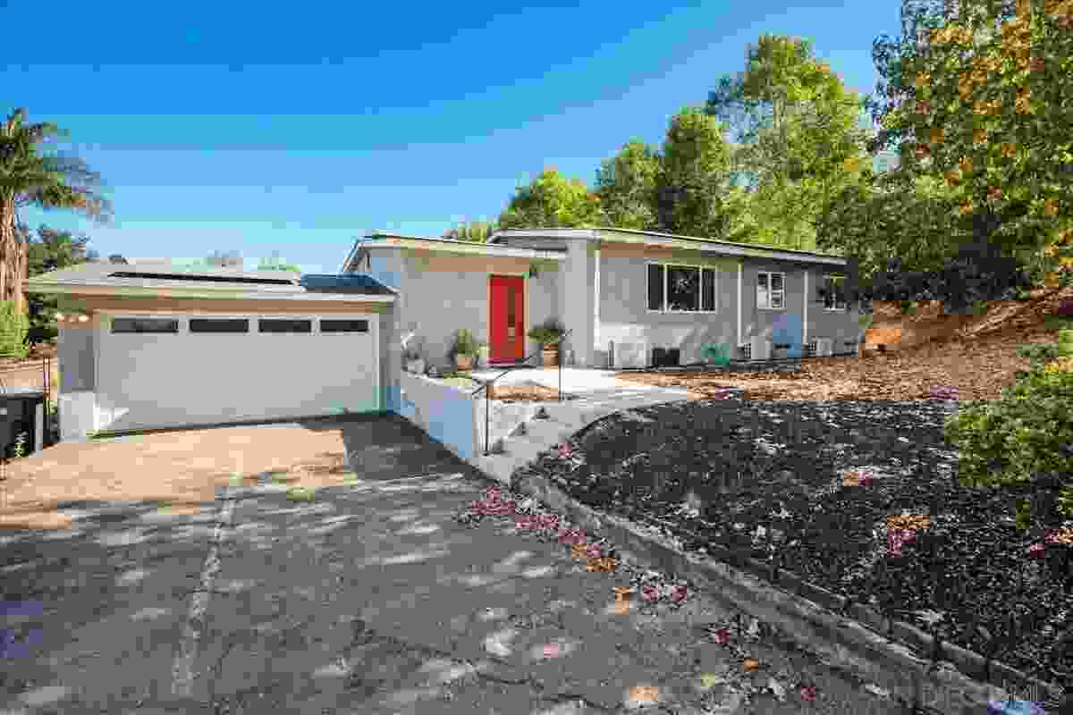 2114 Bernardo Ave, Escondido Ca 92029 | Detached 0