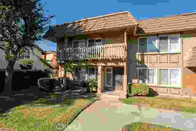 10160 Napa River Court, Fountain Valley Ca 92708 | Townhouse 0