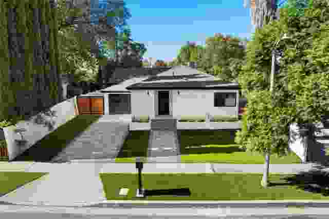 5727 Newcastle Avenue, Encino Ca 91316 | Detached 0