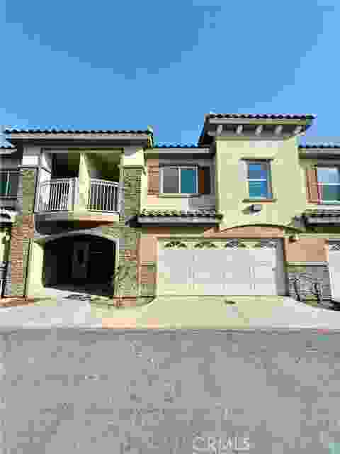 7986 Mango # 8, Fontana Ca 92336 | Townhouse 0