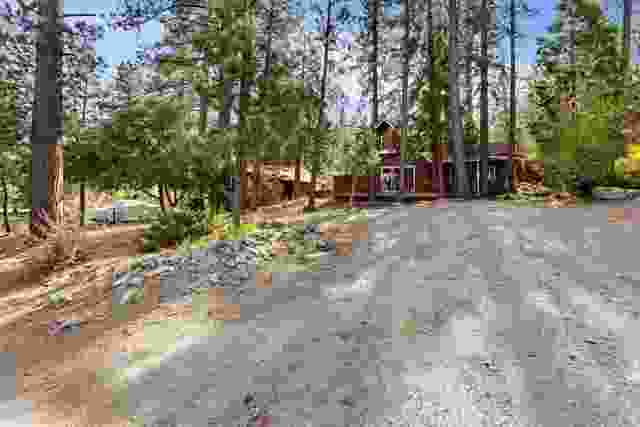 1647 Twin Lakes Drive, Wrightwood Ca 92397 | Detached 0