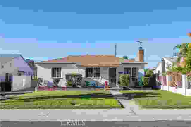 8607 Stansbury Avenue, Panorama City Ca 91402 | Detached 0