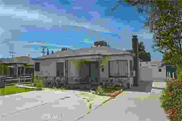 6031 Beck Avenue, North Hollywood Ca 91606 | Detached 0