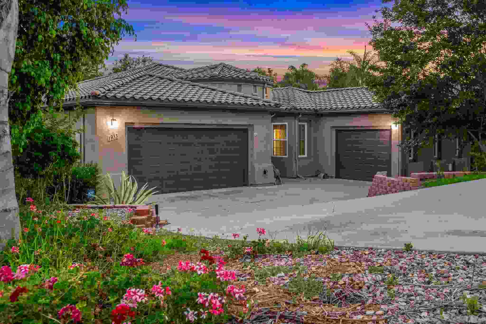 1933 Coltrane Pl, Escondido Ca 92027 | Detached 0