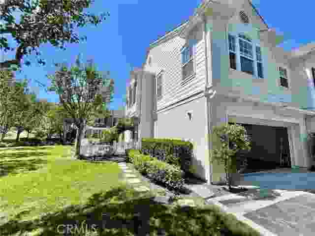 75 Wildflower Place, Ladera Ranch Ca 92694 | Townhouse 0