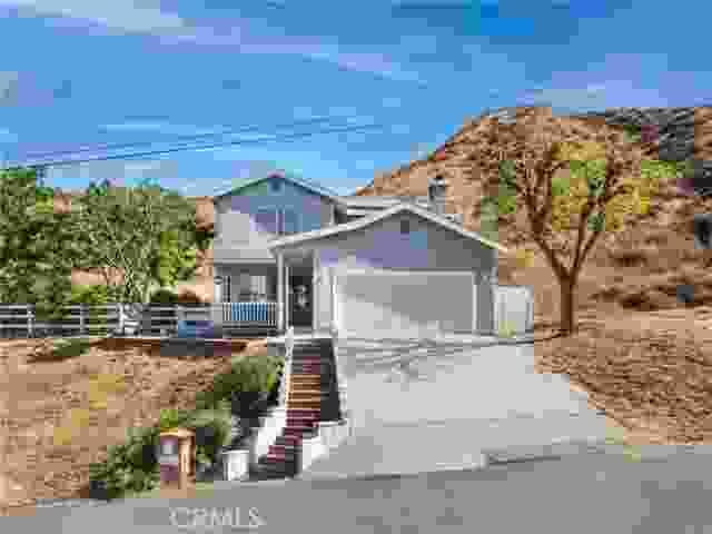 31114 Pinedale Place, Castaic Ca 91384 | Detached 0