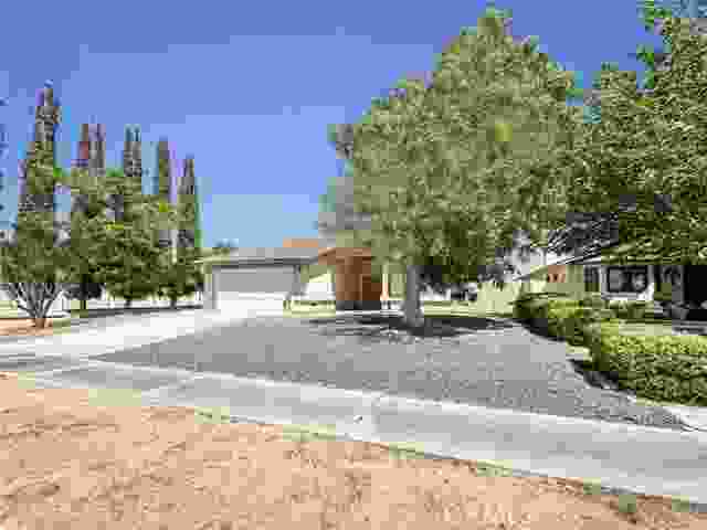 26371 Corona Drive, Helendale Ca 92342 | Detached 0