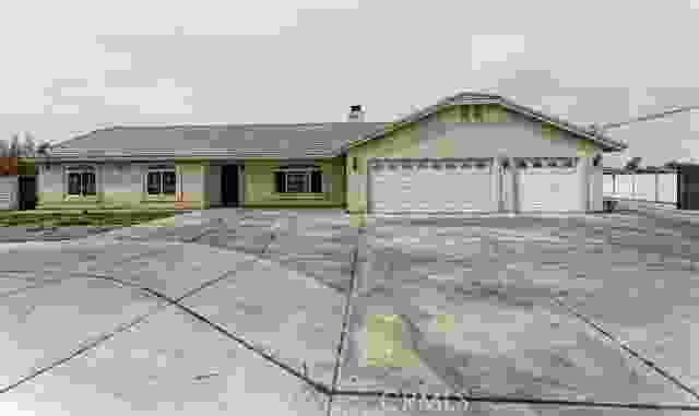 8666 3rd Avenue, Hesperia Ca 92345 | Detached 0