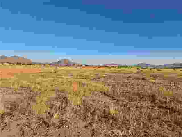 0 Zuni, Apple Valley Ca 92307 | Unimproved Land 0