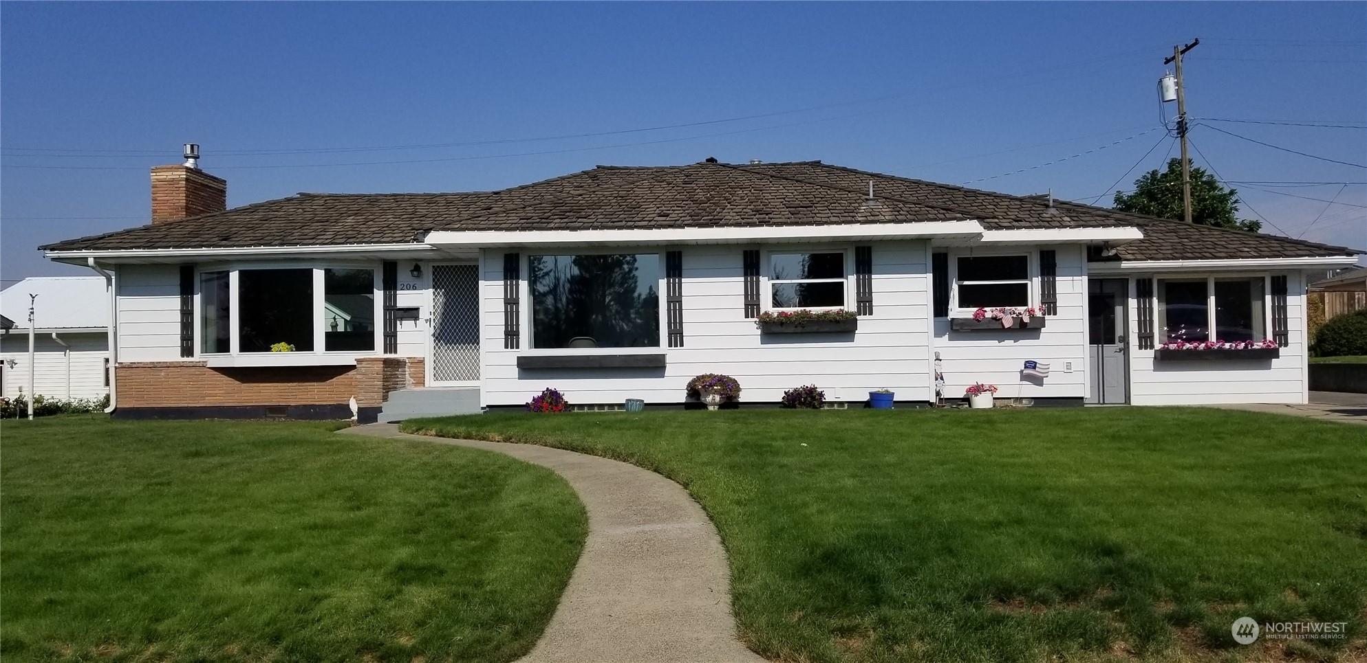 206 W 11th Avenue , Ritzville, WA 99169 | House (Detached) 0