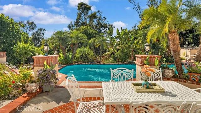 26051 Glen Canyon Drive, Laguna Hills Ca 92653 | Detached 55