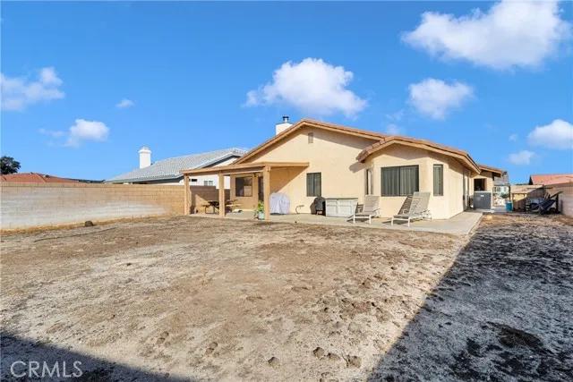 18668 Arrowhead Trail, Victorville Ca 92395 | Detached 33