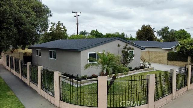 2413 W Monta Vista Avenue, Santa Ana Ca 92704 | Detached 39