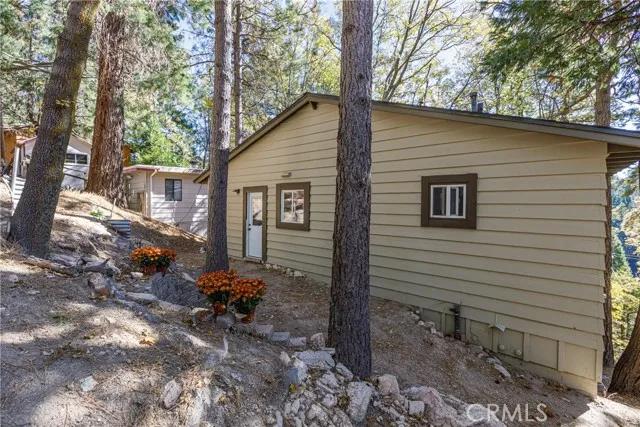 712 S Old Toll Road, Twin Peaks Ca 92391 | Detached 24