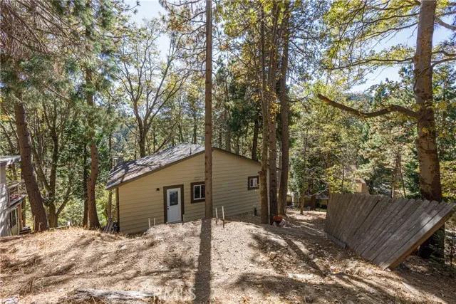 712 S Old Toll Road, Twin Peaks Ca 92391 | Detached 25