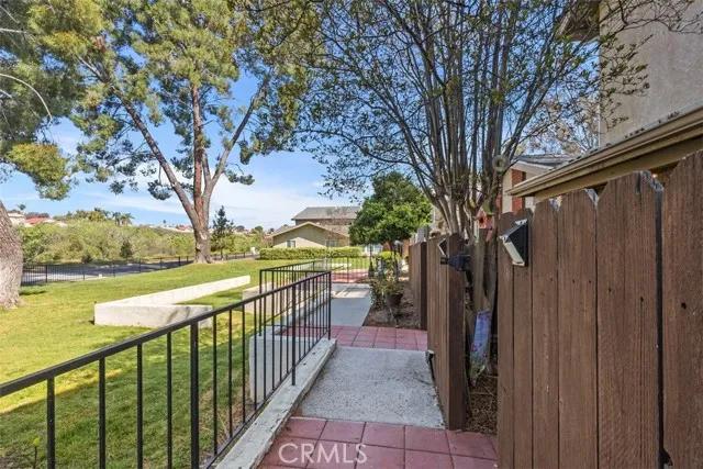 28531 Via Princesa # B, Murrieta Ca 92563 | All Other Attached 25