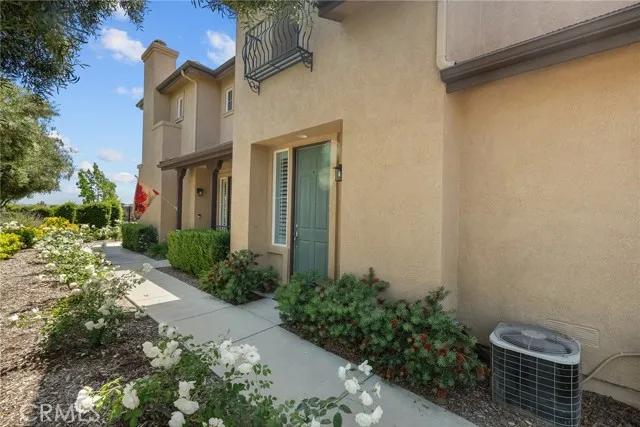 24370 Cavalini Place, Valencia Ca 91355 | Townhouse 2