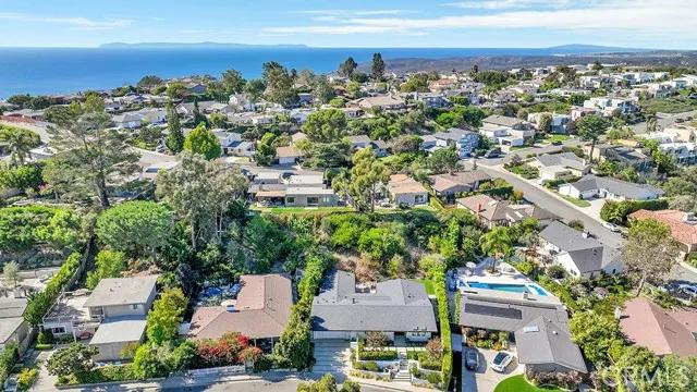 3143 Bonn Drive, Laguna Beach Ca 92651 | Detached 34