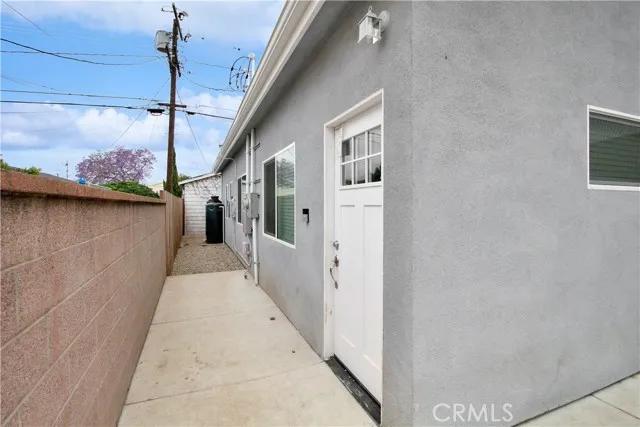 7625 S Denker Avenue, Los Angeles Ca 90047 | Detached 15