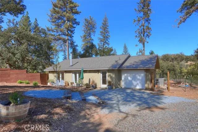 45893 Sutton Drive, Oakhurst Ca 93644 | Detached 28