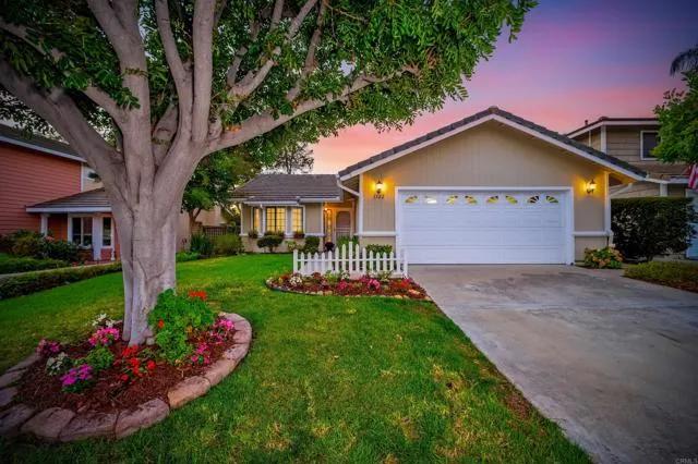 1322 Longfellow Rd, Vista Ca 92081 | Detached 0