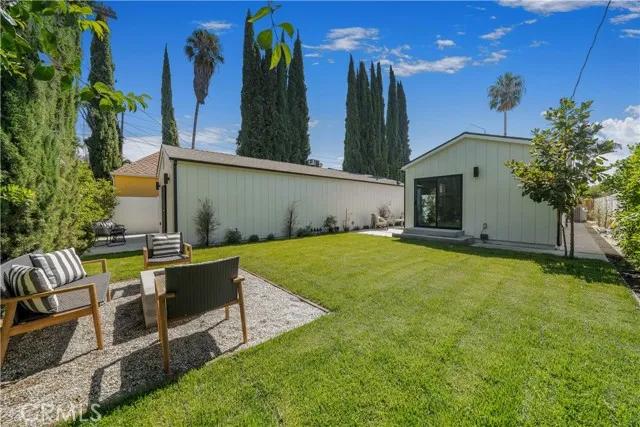 14307 Califa Street, Van Nuys Ca 91401 | Detached 2