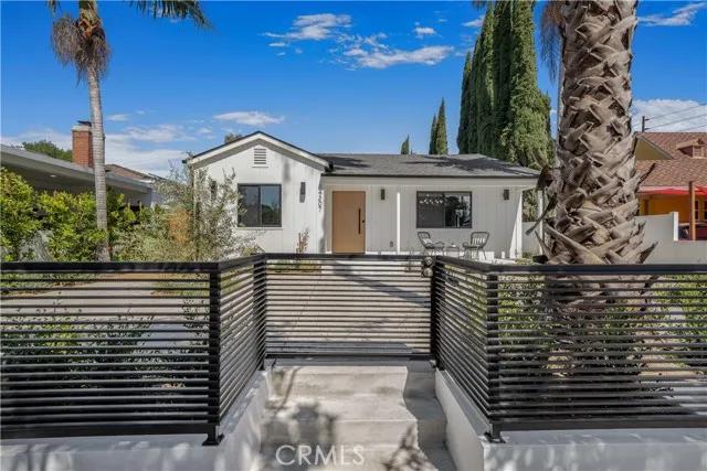 14307 Califa Street, Van Nuys Ca 91401 | Detached 25