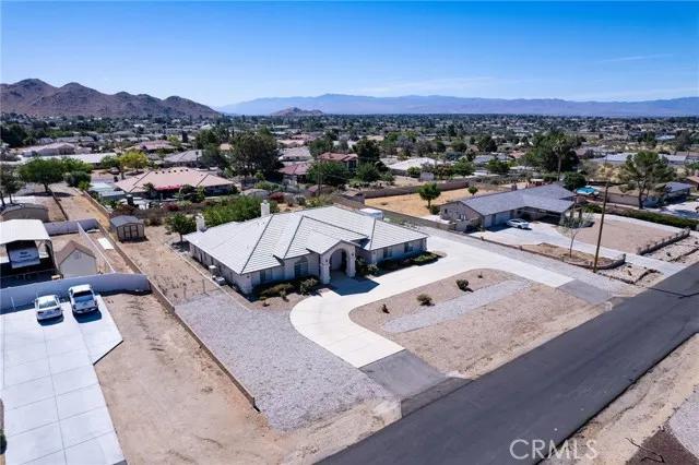 16285 Monache Road, Apple Valley Ca 92307 | Detached 49