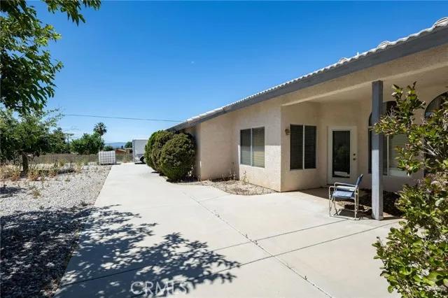 16285 Monache Road, Apple Valley Ca 92307 | Detached 43