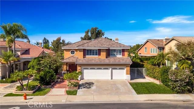 4827 E Bradford Avenue, Orange Ca 92867 | Detached 3