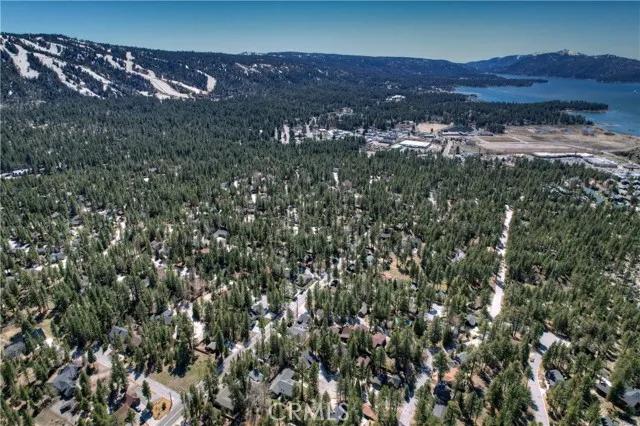 150 Lodgepole Place, Big Bear Lake Ca 92315 | Detached 42