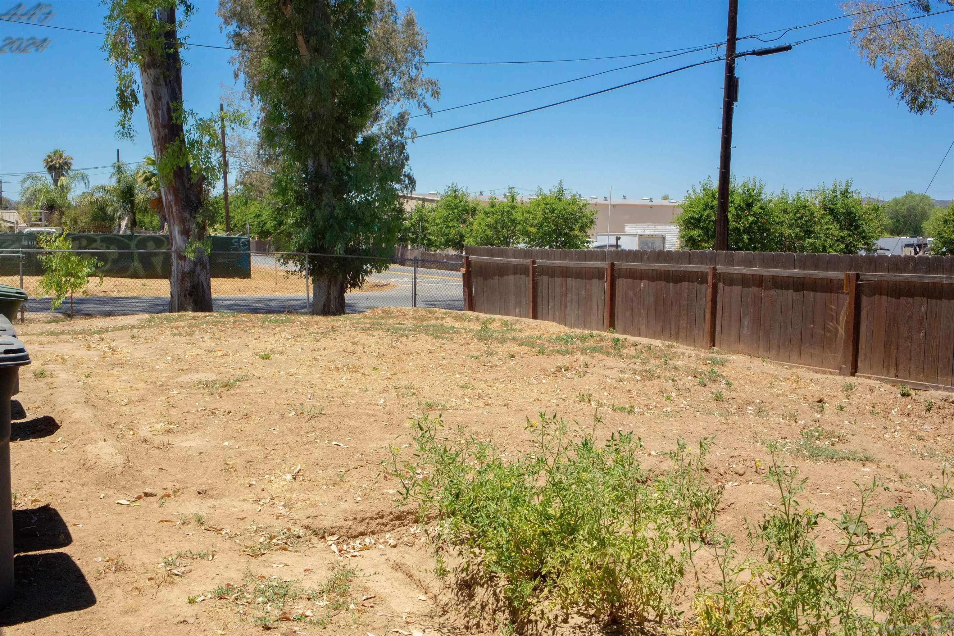 212 11th Street, Ramona Ca 92065 | Detached 22