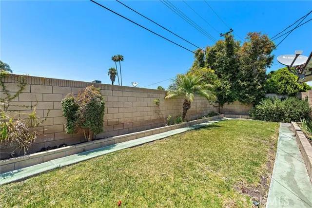 2925 Baker Street, Costa Mesa Ca 92626 | Detached 26