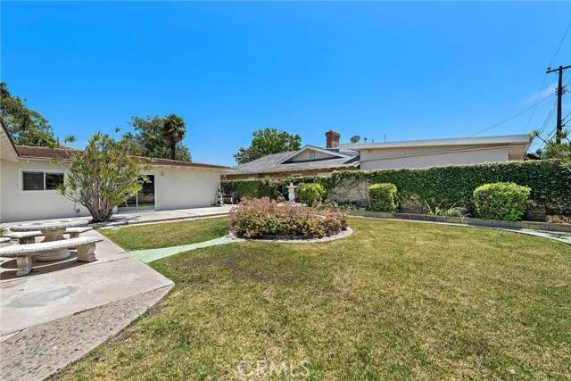 2925 Baker Street, Costa Mesa Ca 92626 | Detached 23