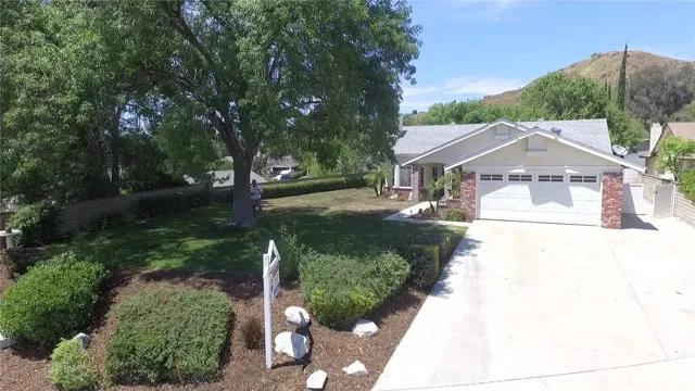 22315 Barcotta Drive, Santa Clarita Ca 91350 | Detached 23