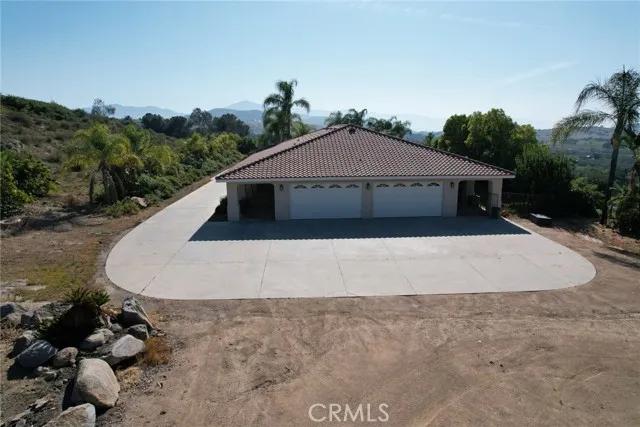 22950 Valley Street, Perris Ca 92570 | Detached 44