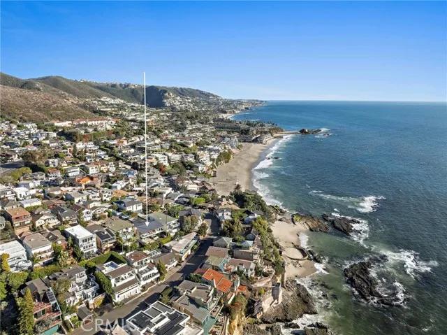 124 Sunset Terrace, Laguna Beach Ca 92651 | Detached 30