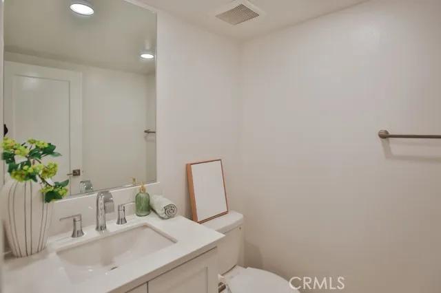 1878 S Westside Drive # 44, Anaheim Ca 92805 | Townhouse 25