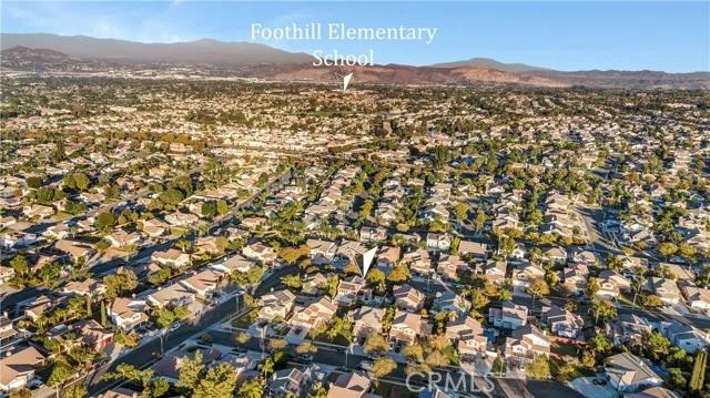 2820 Coral Street, Corona Ca 92882 | Detached 53