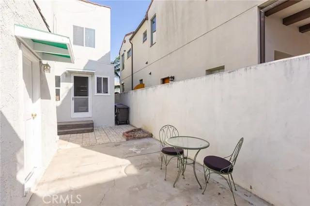 229 La Verne Avenue, Long Beach Ca 90803 | Detached 10