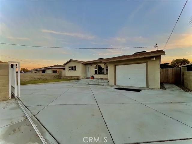 16319 Athol Street, Fontana Ca 92335 | Detached 0