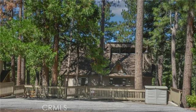 750 Grass Valley Road, Lake Arrowhead Ca 92352 | Detached 4