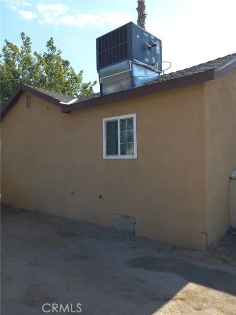 1209 Potomac Avenue, Bakersfield Ca 93307 | Multi Family 8