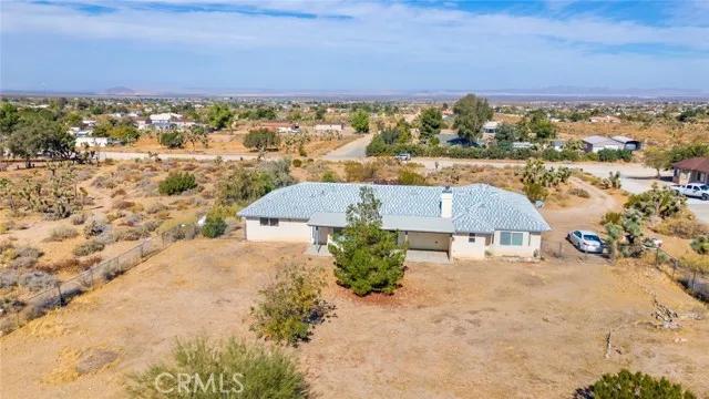 1011 Mono Road, Pinon Hills Ca 92372 | Detached 37