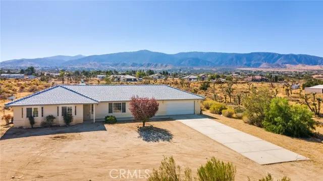 1011 Mono Road, Pinon Hills Ca 92372 | Detached 29