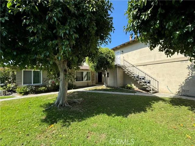 7241 Elk Circle # 4, Huntington Beach Ca 92647 | Apartment 24