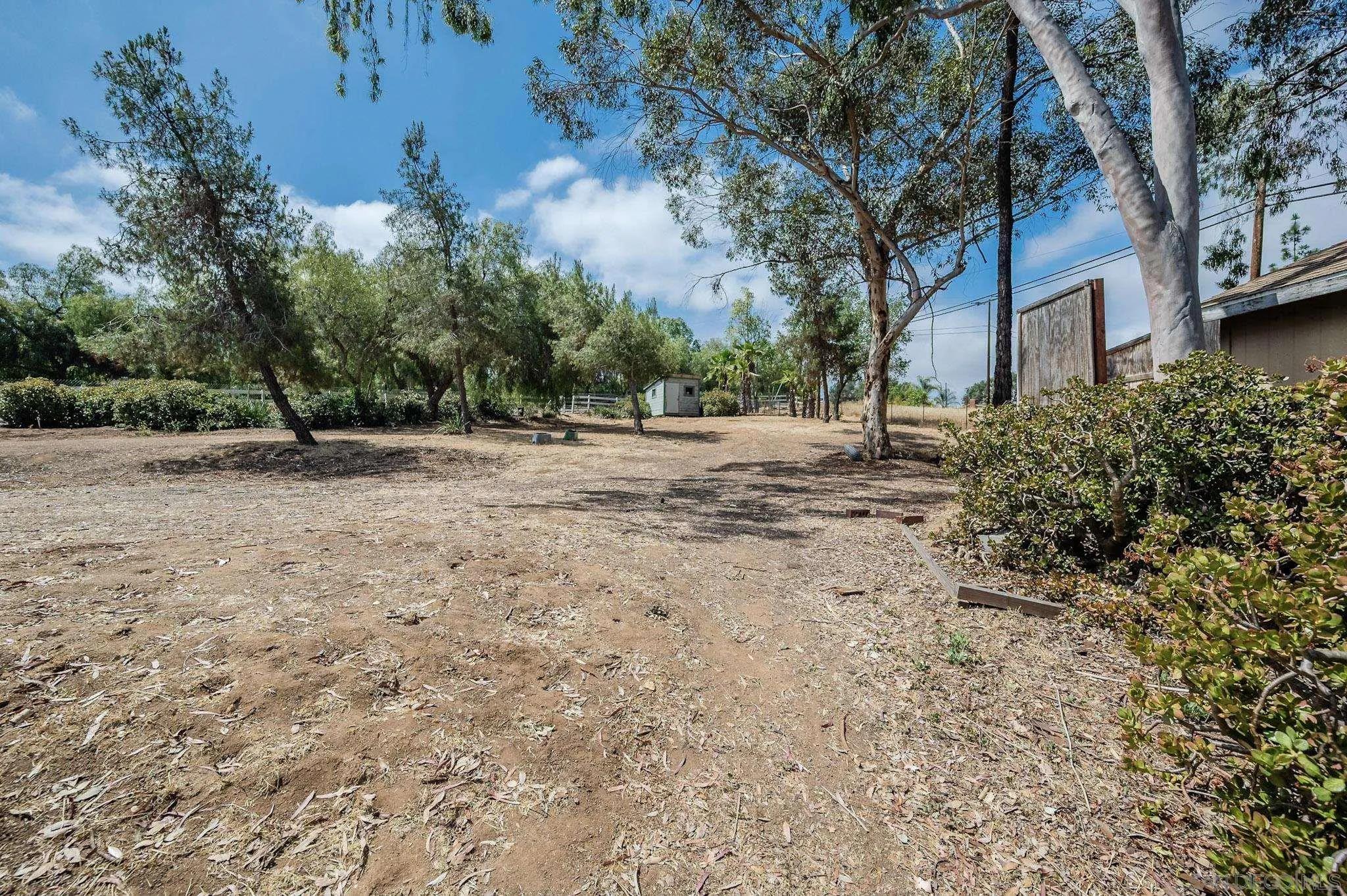 1367 Green Canyon Rd, Fallbrook Ca 92028 | Detached 22