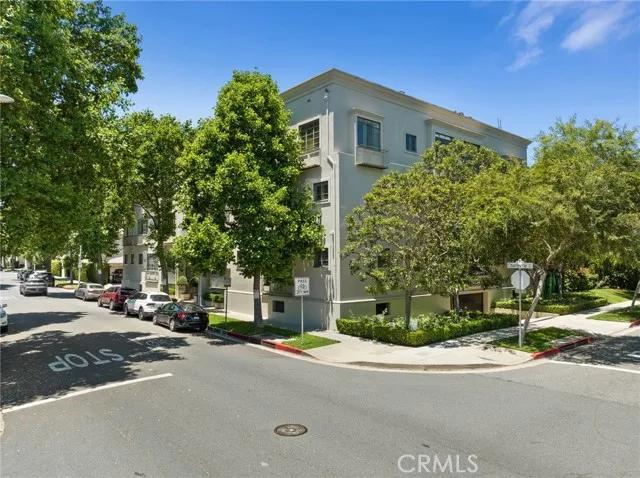 9601 Charleville Boulevard # 11, Beverly Hills Ca 90212 | Detached 31